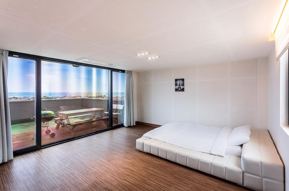 Villa Iro Jeju à Yerye-dong Extérieur photo